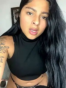 morenaQueen  online show from December 2, 6:36 pm