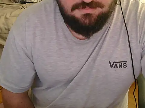 Snapshot of moneyman_11 chatting on June 24, 3:49 am moneyman 11 online show from June 24, 3:49 am