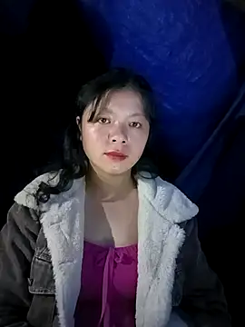 lisa-bae00 online show from November 13, 10:19 pm