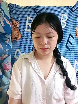lisa-bae00 online show from June 21, 12:46 am