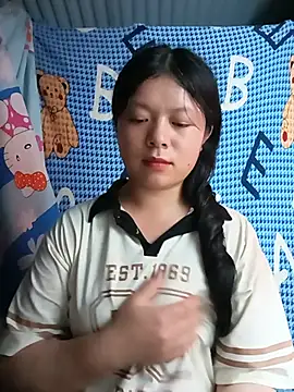 lisa-bae00 online show from July 12, 2:08 pm