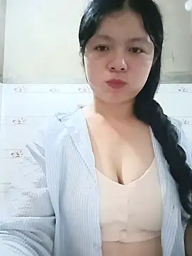 lisa-bae00 online show from July 17, 2:34 pm