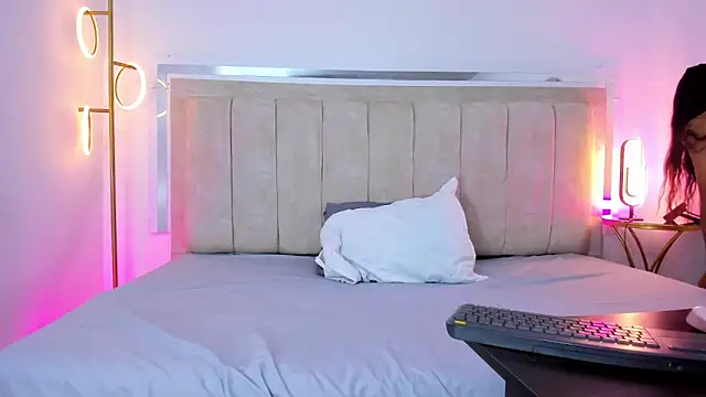 Crystal Stones online show from February 17, 1:29 pm