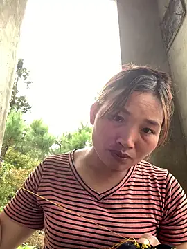 sowbibi online show from October 22, 4:57 am