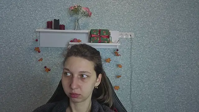 CuteEllii online show from January 14, 5:24 am