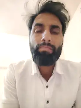 Snapshot of shail1987 chatting on March 12, 9:26 am shail1987 online show from March 12, 9:26 am