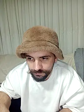 lazzzz09 online show from December 16, 8:36 pm