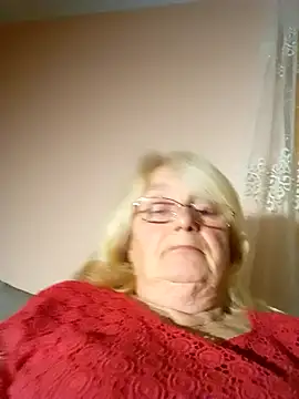 AmyLove353 online show from October 24, 9:22 pm