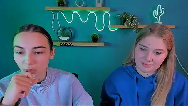 kira light   online show from October 22, 9:20 am