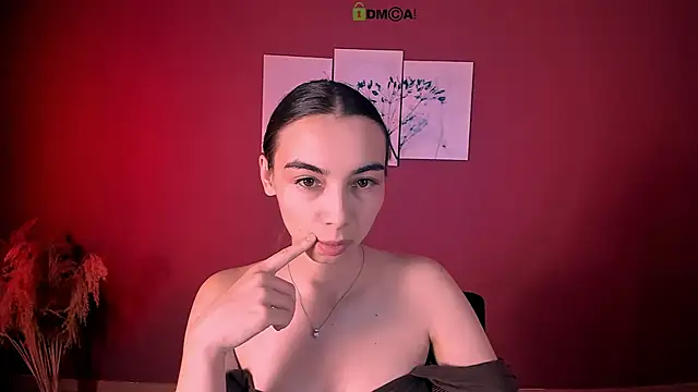 kira light   online show from November 24, 7:35 pm