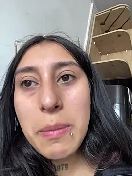 Violeet-Smith online show from December 16, 5:29 pm