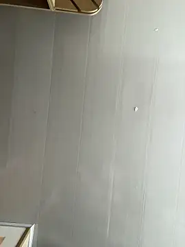 Violeet-Smith online show from December 17, 4:35 pm