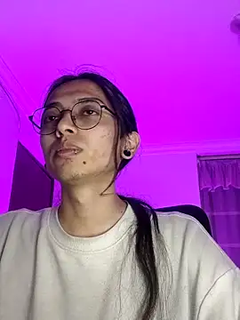 Snapshot of _Astrea_ chatting on February 23, 1:14 am Astrea online show from February 23, 1:14 am