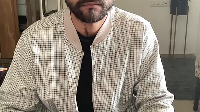 MakeMeAwareAah online show from December 2, 4:18 am