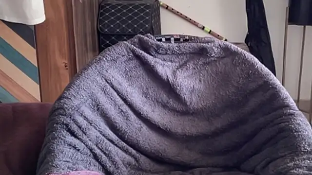 MakeMeAwareAah online show from January 14, 7:47 am