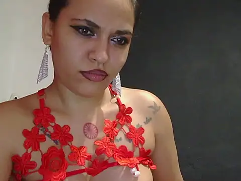 Snapshot of HotJanetta chatting on February 7, 5:44 am HotJanetta online show from February 7, 5:44 am