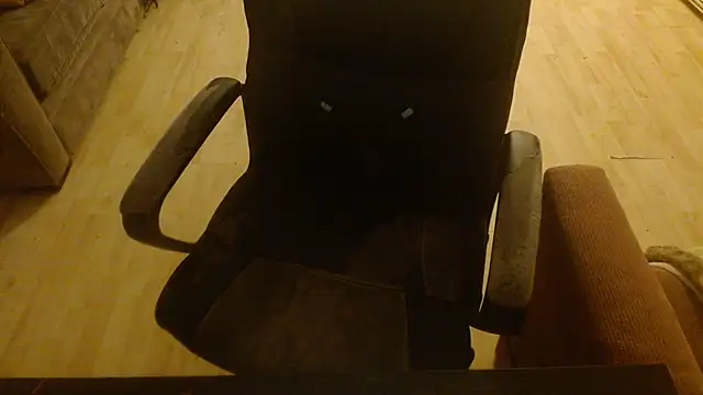 stacybanks online show from November 20, 11:32 am