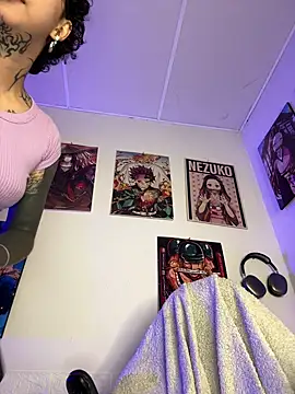 Snapshot of Abby_Evanns1 chatting on April 18, 2:32 pm Abby Evanns1 online show from April 18, 2:32 pm