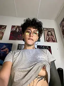 Snapshot of Abby_Evanns1 chatting on May 5, 2:36 pm Abby Evanns1 online show from May 5, 2:36 pm