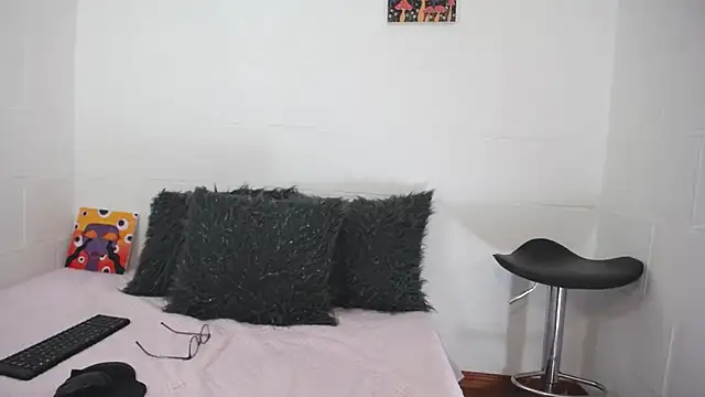  IR1S  online show from November 6, 9:05 pm