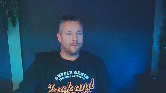 Woody Longbong online show from November 9, 3:54 pm