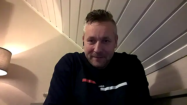 Woody Longbong online show from November 18, 6:01 pm