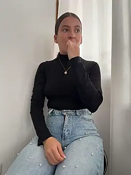 Talia Bonet online show from June 12, 3:33 pm