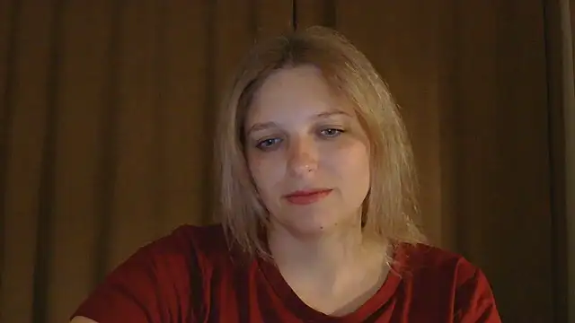 Snapshot of ElisSky301 chatting on May 7, 8:03 pm ElisSky301 online show from May 7, 8:03 pm