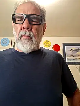 pena633 online show from May 3, 4:24 pm