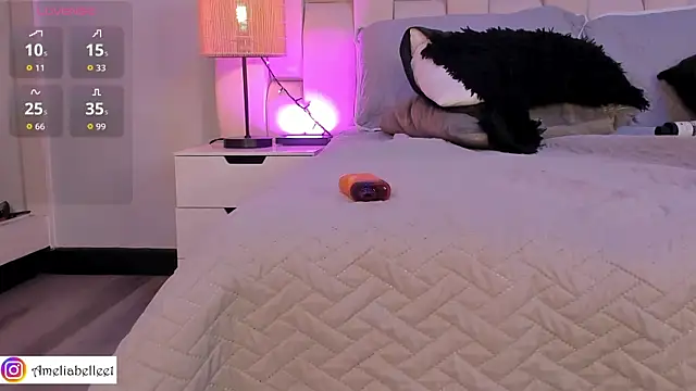 ameliebelle  online show from January 8, 1:35 pm