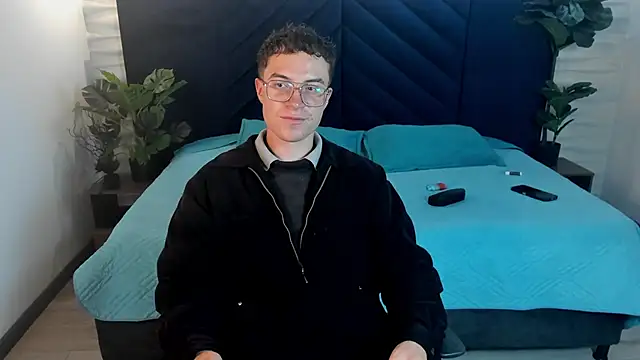 Lil James online show from March 15, 8:48 pm