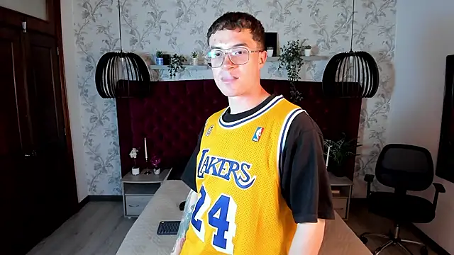 Lil James online show from March 21, 7:50 pm