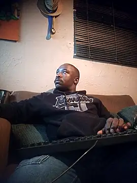 Pussylover911o online show from November 11, 5:13 pm