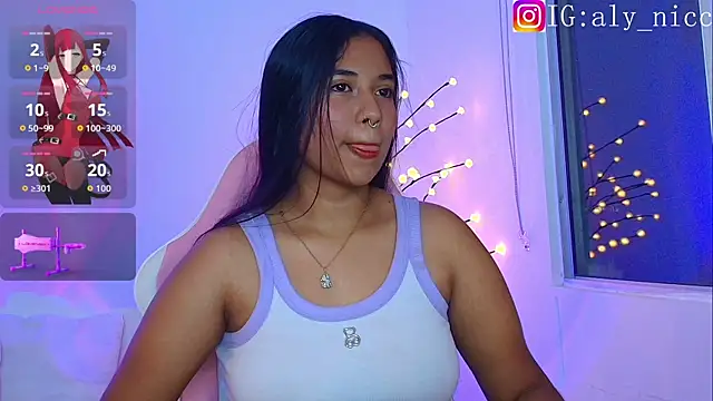 aly nicols online show from October 21, 6:25 am