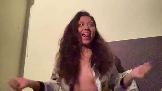 Kmiii21 online show from November 12, 6:58 am