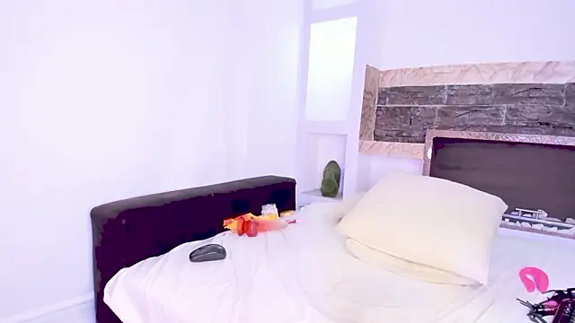 Snapshot of Cleopatriagad chatting on March 1, 11:12 am Cleopatriagad online show from March 1, 11:12 am