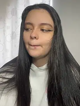 Selena Roa online show from March 27, 2:39 pm