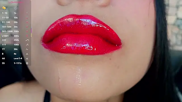 mia roux1 online show from November 3, 6:31 pm