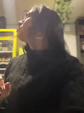 Chuchii05 online show from April 22, 4:04 am