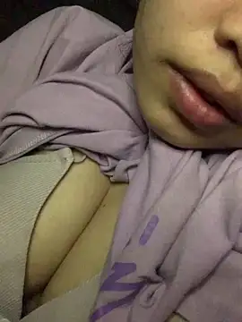 Miuu-Miuu online show from November 18, 4:55 pm