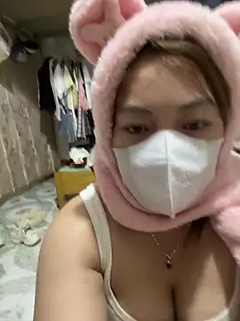 love-xx online show from December 19, 12:01 pm