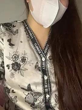 Snapshot of helo-kitty chatting on February 14, 4:48 pm helo-kitty online show from February 14, 4:48 pm