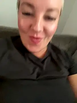 Jenna-LeeXX online show from November 8, 3:01 pm