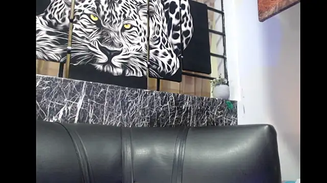 Debora Cienfuegos25 online show from December 23, 5:16 am