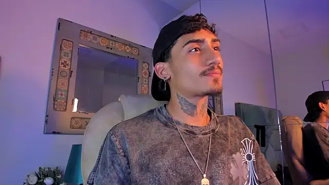 Mr Strike online show from January 8, 7:16 pm