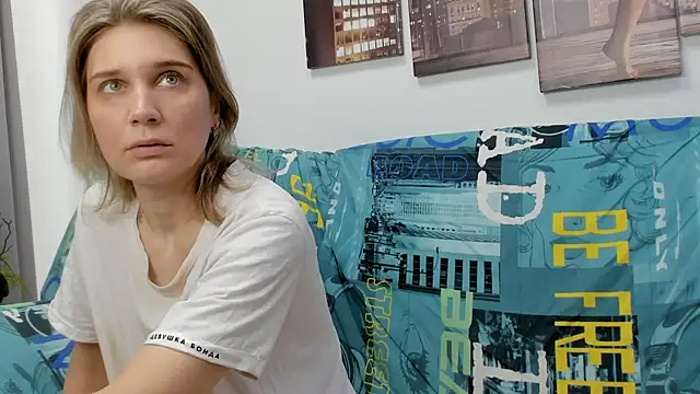 Tenderly Sophie online show from February 14, 3:58 am