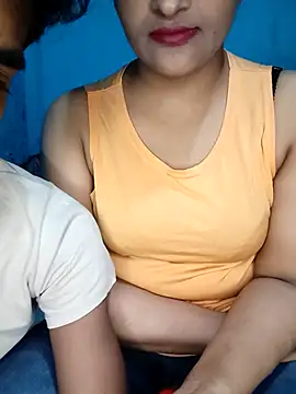 CoupleShow 432 online show from November 18, 3:27 pm