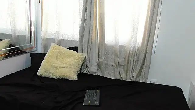 Snapshot of Jake_HallsHot chatting on October 21, 6:30 pm Jake HallsHot online show from October 21, 6:30 pm