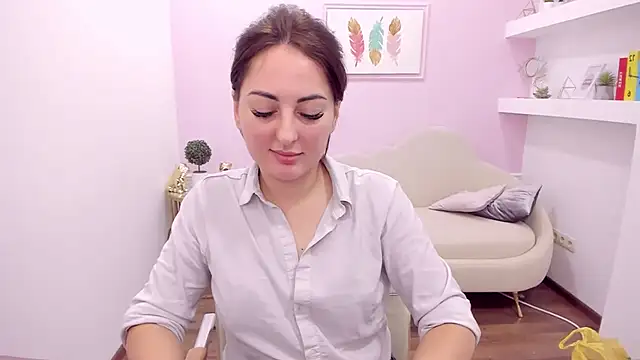 Snapshot of NoraSimons chatting on October 28, 10:30 am NoraSimons online show from October 28, 10:30 am