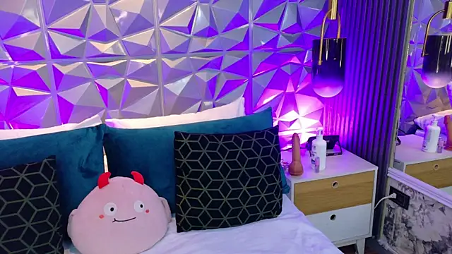 AdelineJhones online show from June 12, 3:22 pm